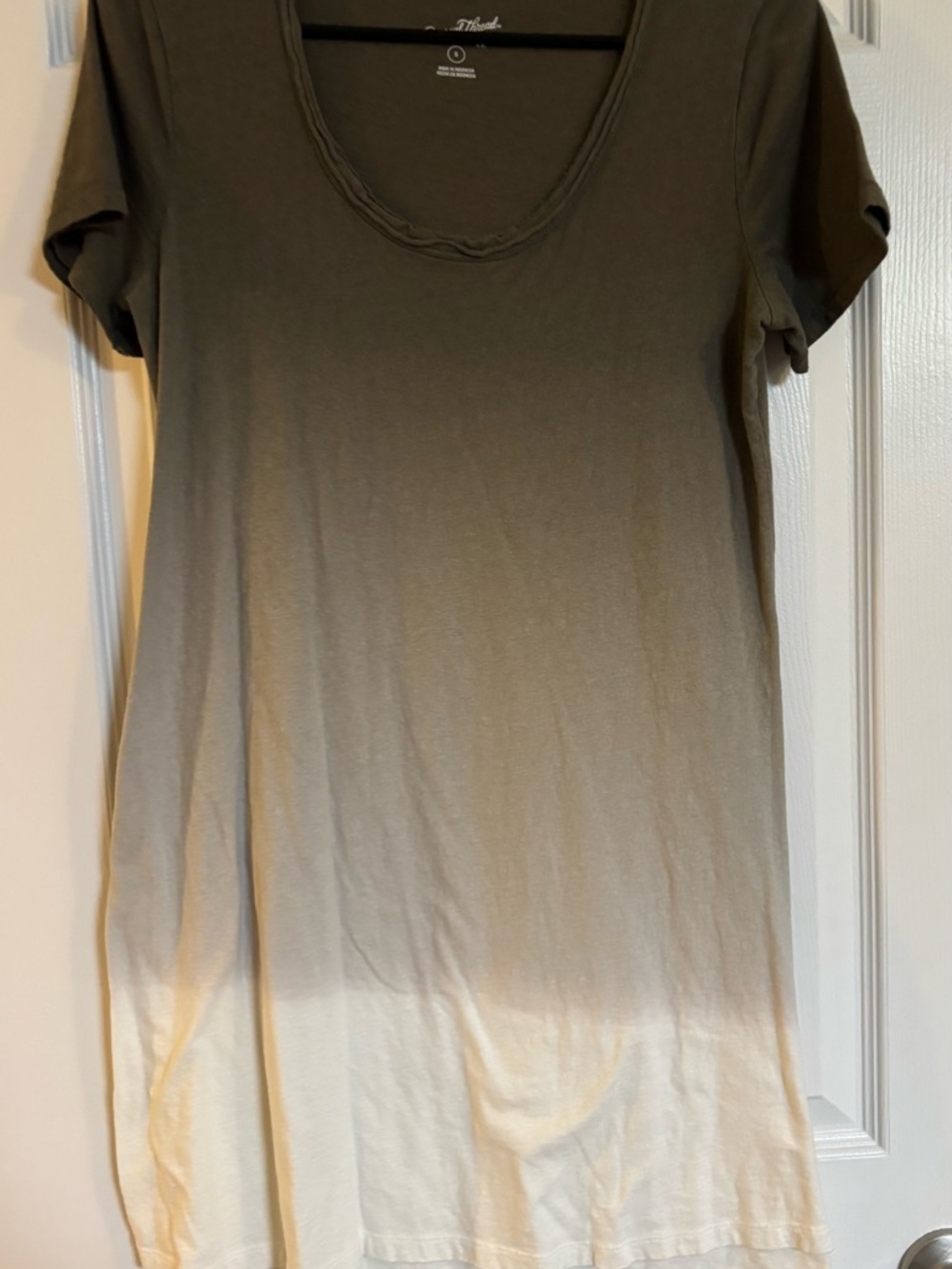 Universal Thread Olive to Cream Ombre Scoop Neck Tunic